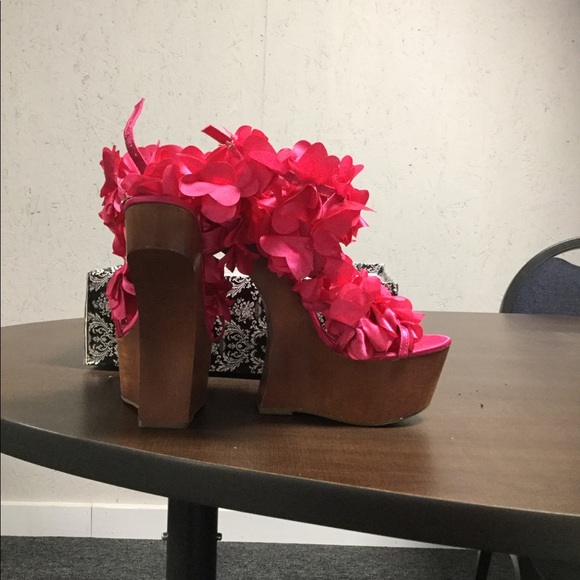 Wedges platform - Picture 3 of 3